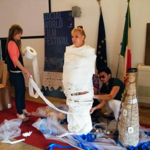 la performance di  Rosa Didonna“Viaggio di una Geisha e la ritrovata Sibilla”