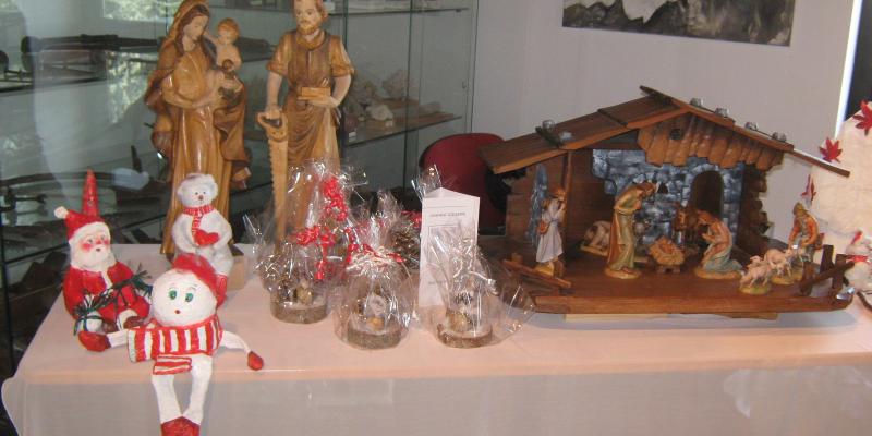 A HANDMADE CHRISTMAS