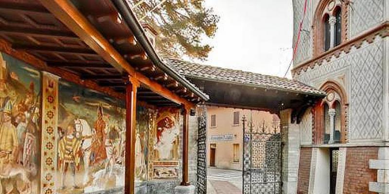 NELLO STUDIO DELLE PITTORE NELLO STUDIO DELLE PITTORE