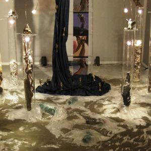  "Une Armée d'Anges pour sauver le monde" installazione  di Teresa Mangiacapra N Niobe ) 