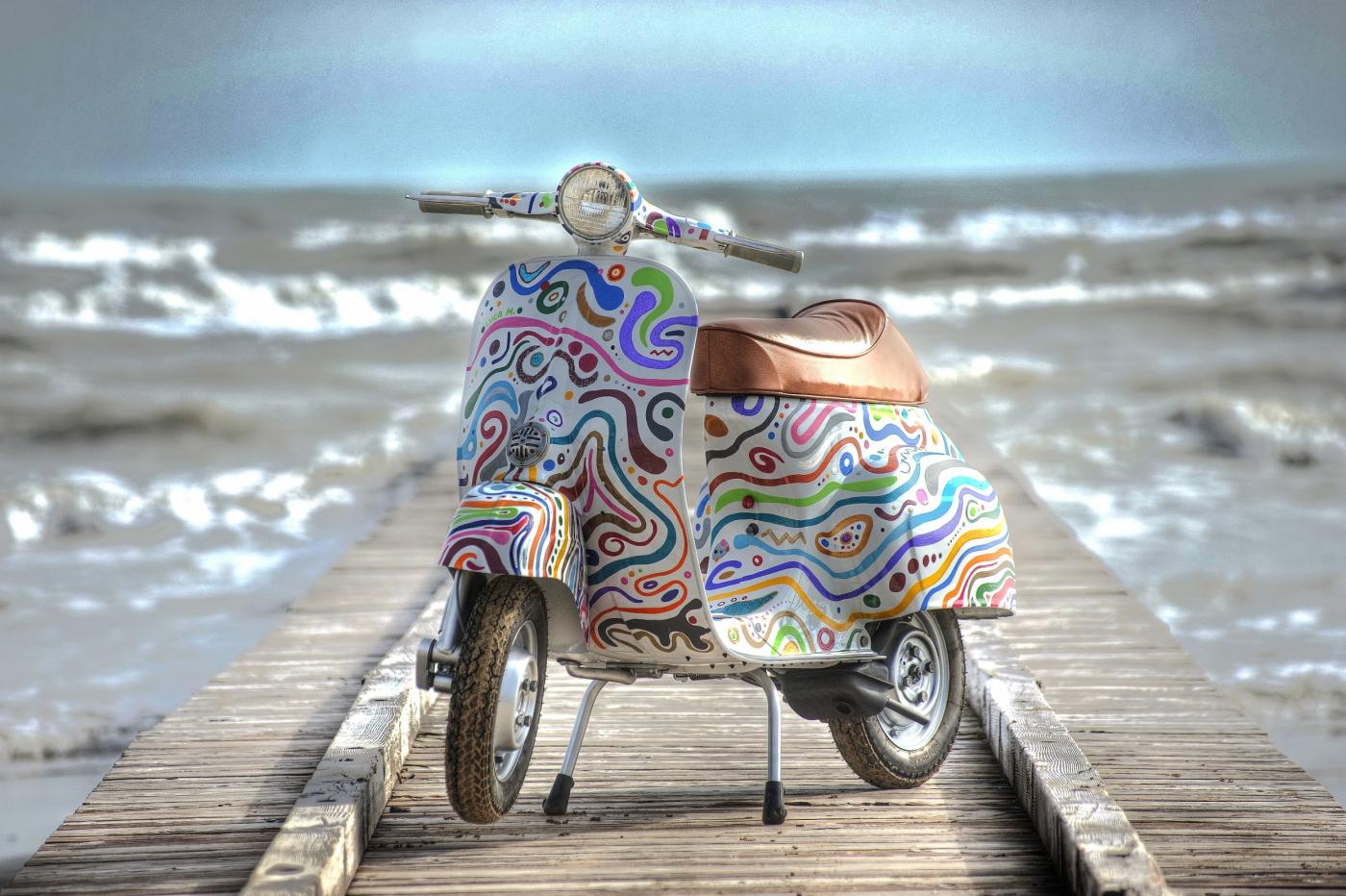 L'Associazione Milanese ARTgallery, ha selezionato Moretto Luca per il titolo di "ARTISTA DEL MESE" di febbraio