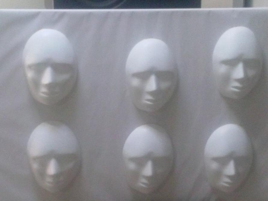 art must be (?), artist must be (?)