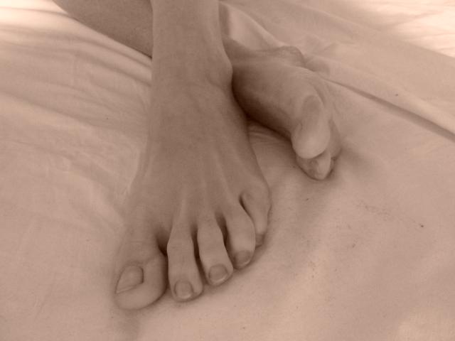 feet