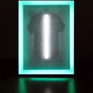 GLEAM / 203 х 151 cm / digital print on aluminum, neon / 2011-2013 GLEAM / 203 х 151 cm / digital print on aluminum, neon / 2011-2013