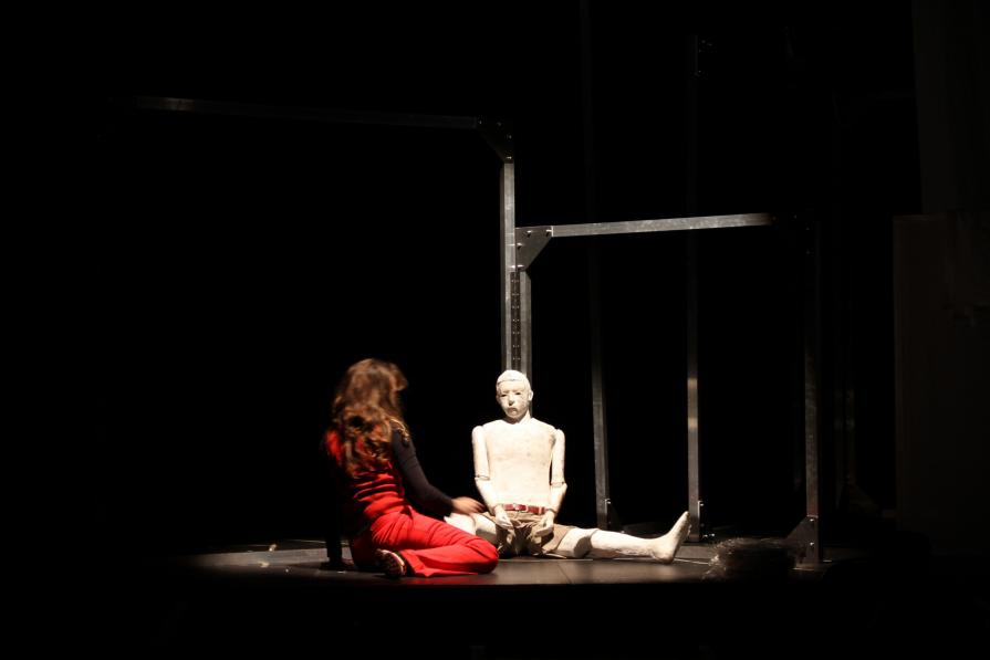 Urban Marionnette/5 - Puppet string and bunraku type, size human. Resin