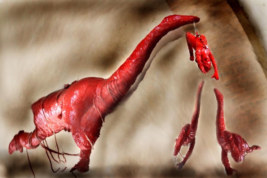 a Parma sotto i Portici del Grano,scene preistoriche di sacrifici quotidiani.