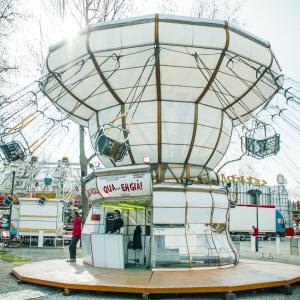 ALICE IS HERE ALICE IS HERE