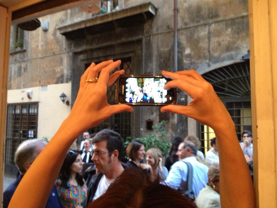 NOI, NEL GIARDINO DEI FOLLI NOI, NEL GIARDINO DEI FOLLI