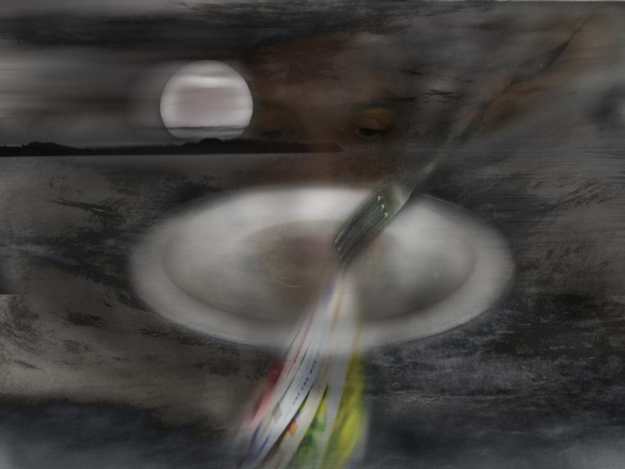 poverta, il risultato di una societa dove solo il denaro conta.