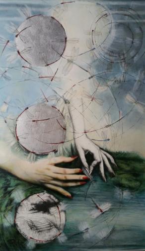 Come una libellula su una zattera d'aria. 