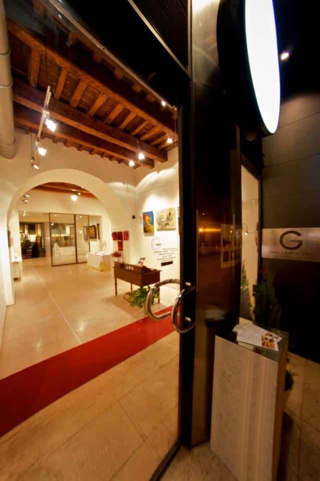 Gallery 360 exhibition halls of Florence