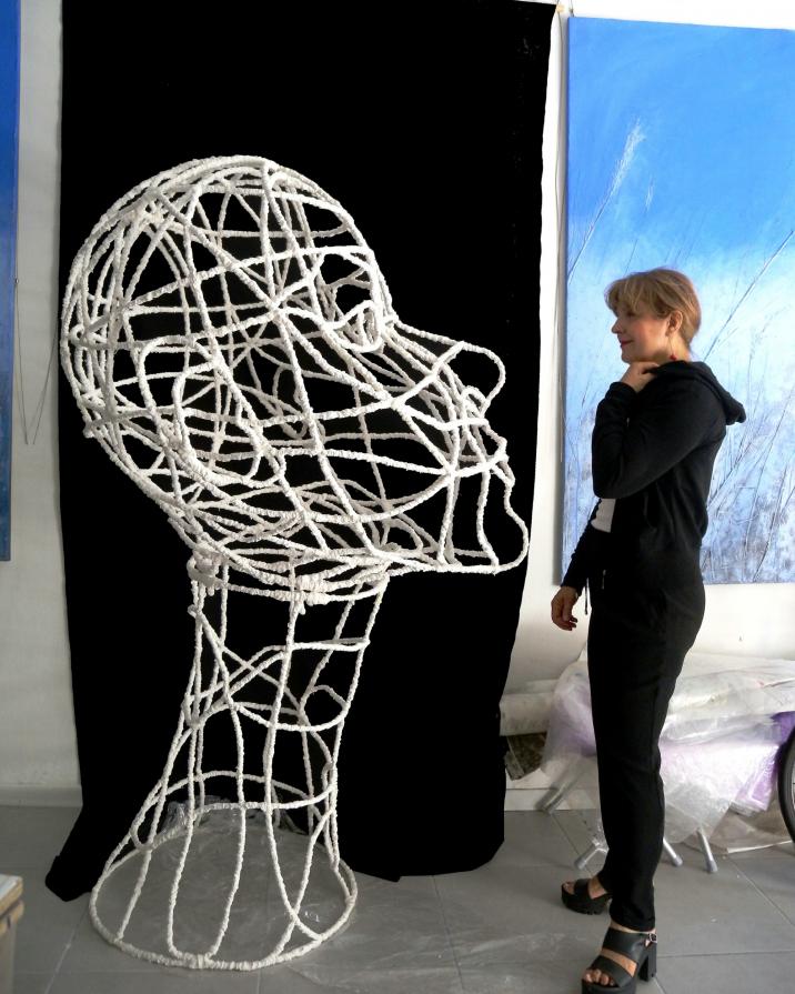 Inside the studio with "Head" Inside the studio with "Head"