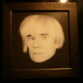 Andy Warhol fotografato da Robert Mapplethorpe nel 1986. Milano, museo del 900, 14-06-2013.