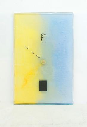 Two dragons kissing in a bathtub that they can not get out of