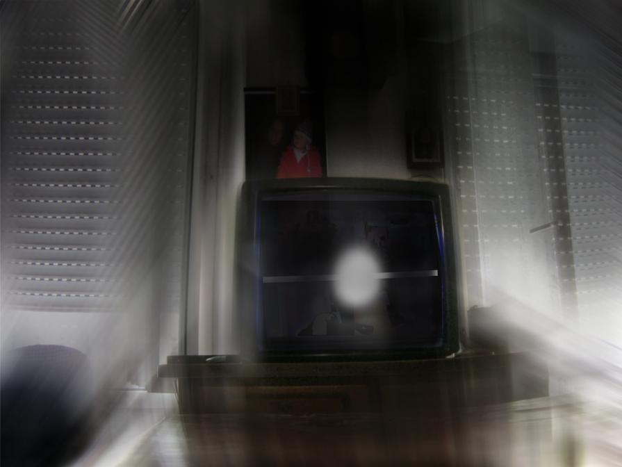 spegni la televisione.