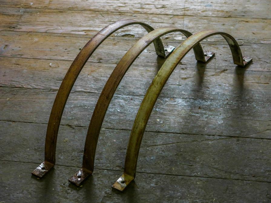 Infinite Encounters of Broken Monopolies Infinite Encounters of Broken Monopolies