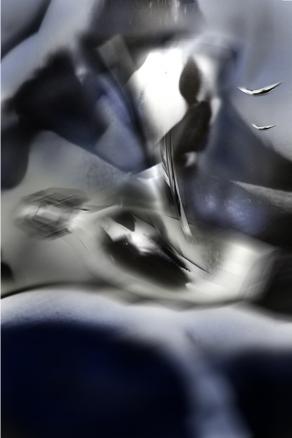 sogno  un essere umano in bottiglia,cerchera di navigare verso terre nuove.utilizza l'intelletto nel migliore dei modi a te conosciuti e sogna.