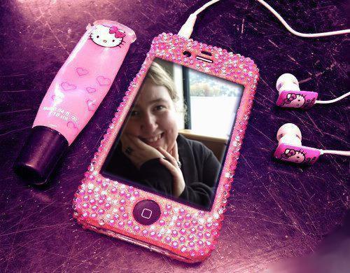 Quando ti sembra di aver collegato le cuffiette al cuore anziché ad un cellulare..❤