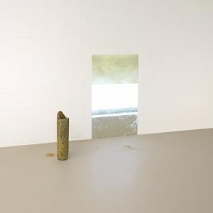 Appearance - Video Installation. 250x155x350cm Appearance - Video Installation. 250x155x350cm