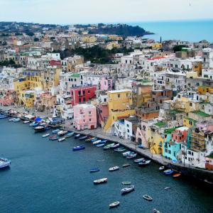 Colori e visioni sull'isola del sogno Colori e visioni sull'isola del sogno