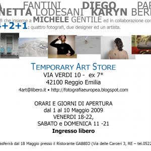 4+2+1        4photographers,2designers,1artist