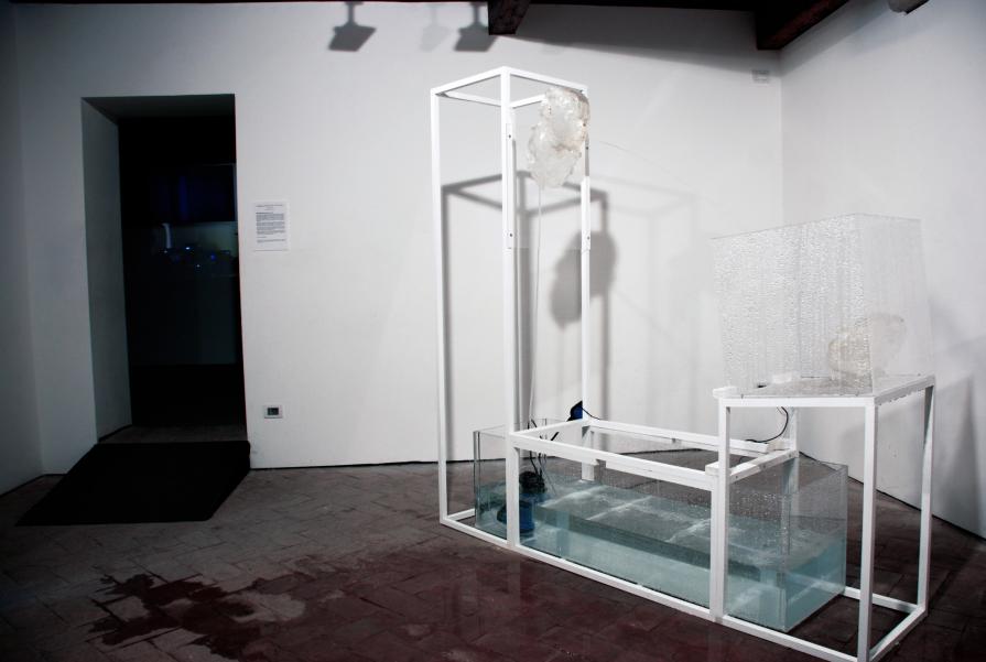 "Fontana disgregante per Autoritratto" Antonino Busa' "Fontana disgregante per Autoritratto" Antonino Busa'