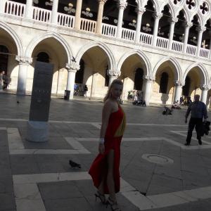 ART POWER - L'ENERGIA DELLE IDEE. InParadiso Gallery, Venice, Biennial of Architecture 2010. Official Opening Show 9th of October 2010 6pm. Exhibition closing 21st of November 2010.