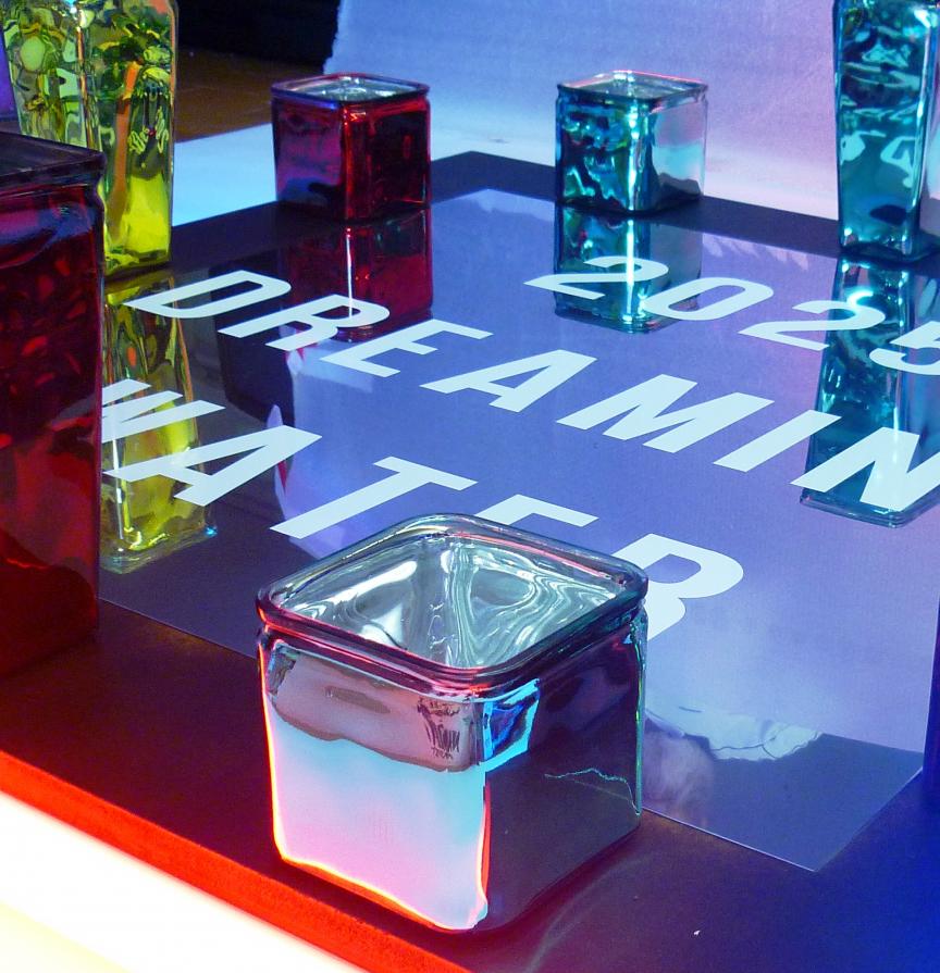 "2025 Dreaming Water " (III° Act) 2011 Lighting Installation "2025 Dreaming Water " (III° Act) 2011 Lighting Installation