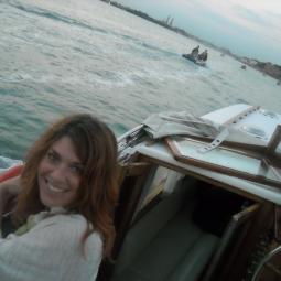 Eva Comuzzi Eva Comuzzi