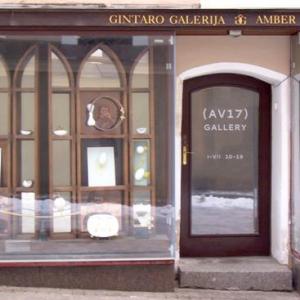 Harmonies of chaos Harmonies of chaos