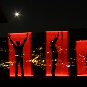 empty light full shadow