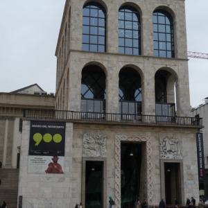 PRESENTTION  "Light Art in Italy 2015-2016" by Gisella Gellini