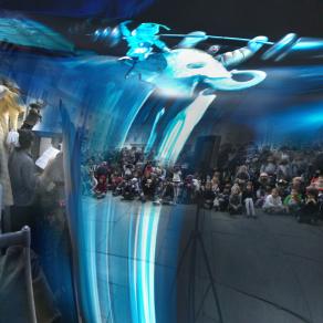 giochi in piazza Garibaldi a Parma. tutto intorno a me cambia improvvisamente. come per gioco.gioco 