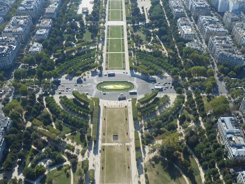 the eye of Paris "L'occhio di Parigi"