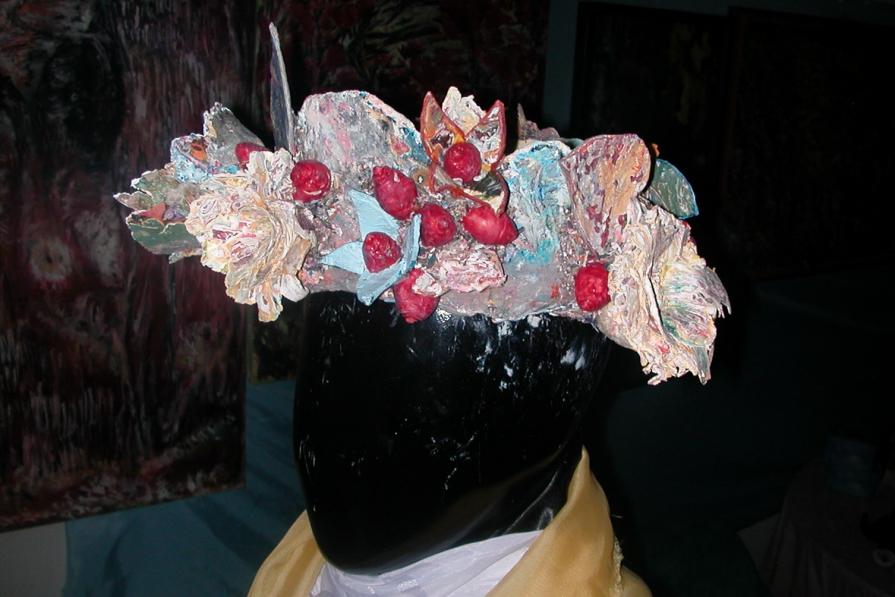 La materia prende forma e  teoria del metamorfismo cromarico