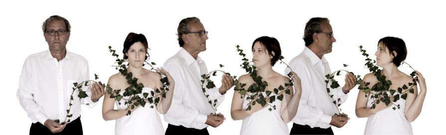 Outside World. To observe the world around us,to love its nature, be soaked and to experience it. These are teachings usually given by fathers who help their children to discover the world outside the family, made of other emotions and experiences. 