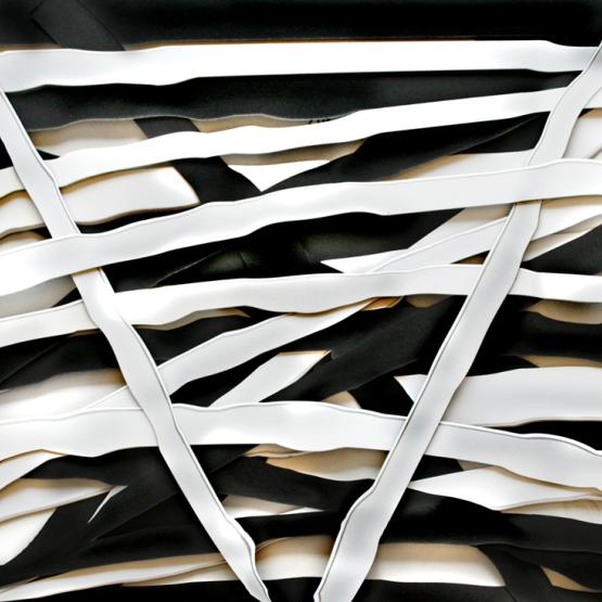 SPAZIO COSTRUZIONISTWHITE-AND BLACK.