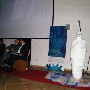 la performance di  Rosa Didonna“Viaggio di una Geisha e la ritrovata Sibilla”