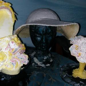 La materia prende forma e teoria del metamorfismo cromatico