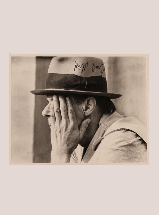 COLLETTIVA  INTERNAZIONALE /  “WHAT WOULD  YOU PUT IN THE HAT OF JOSEPH  BEUYS” 