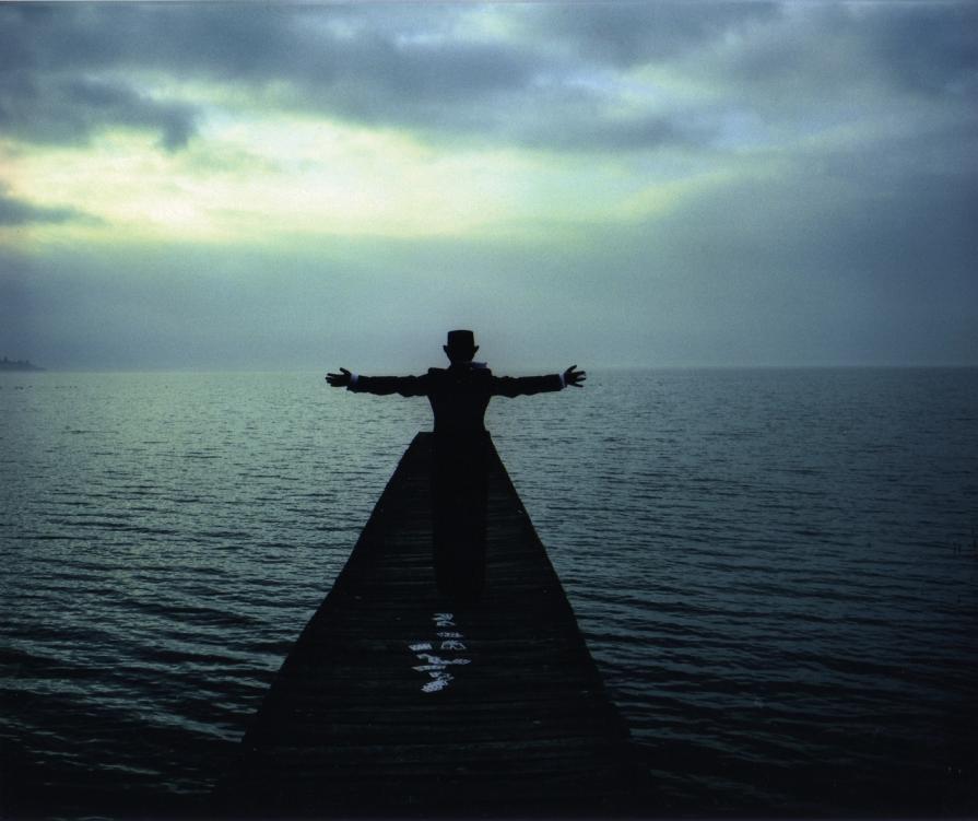 Sono la carta scoperta, la rima perduta