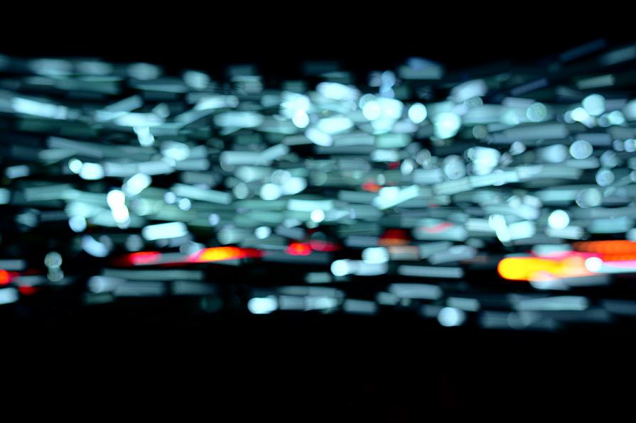 Per chi non può vedere e udire ma sente con il cuore   ( For those who can not see and hear but feel with the heart ) 