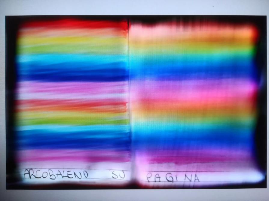 Arcobaleno su pagina. 
