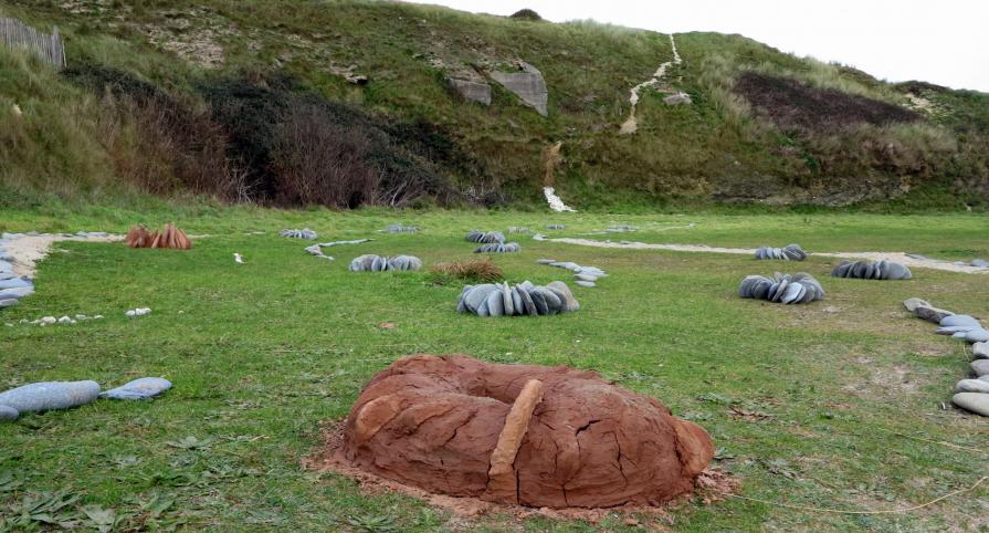 Stone flows to water... Stone flows to water...