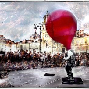 spazio forme e colore,uomo palla