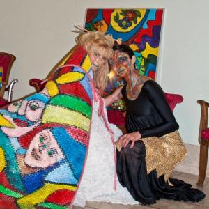 "Patriarchal family in the limelight" "Patriarchal family in the limelight"