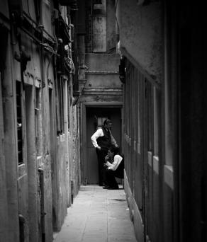 pensées et les désirs dans la fumée des pauses dans la vie