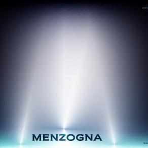 la menzogna splende,la verità è oscura........