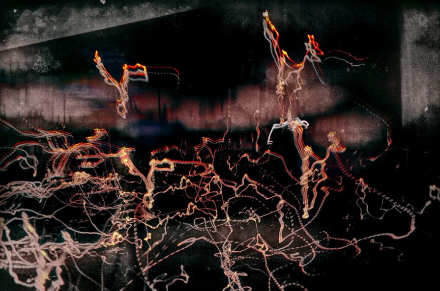 La disgregazione di ciò che pensavo fosse solido   ( The disintegration of what I thought was solid ) 