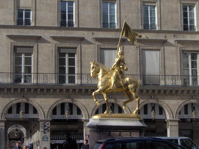 Parigi ... l'eroina di Francia